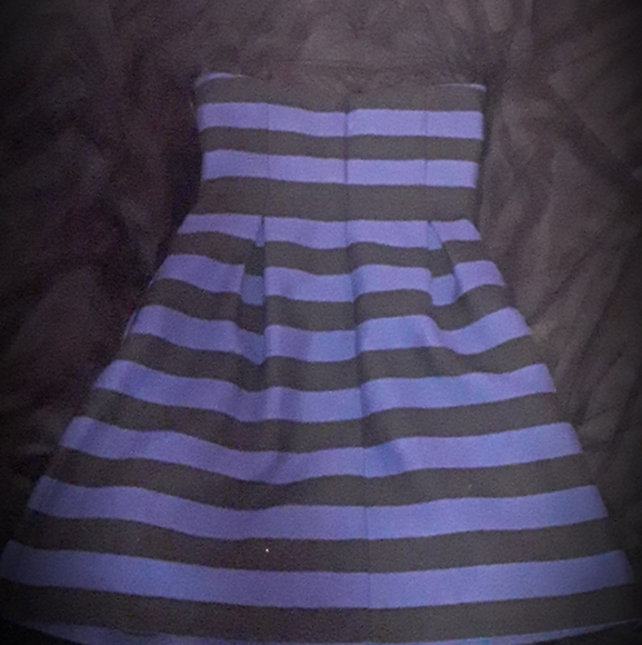 Trina Turk Messily Mercer Strapless Dress - Picture 4 of 5